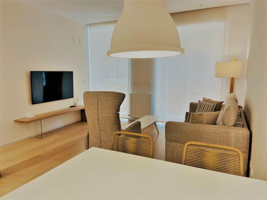 Atseden Apartment Aire Condicionado - Opcion A Parking - San Sebastian Exterior photo